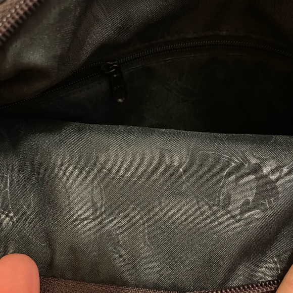 Vintage Disney Handbags. Set of 2. - Picture 7 of 13